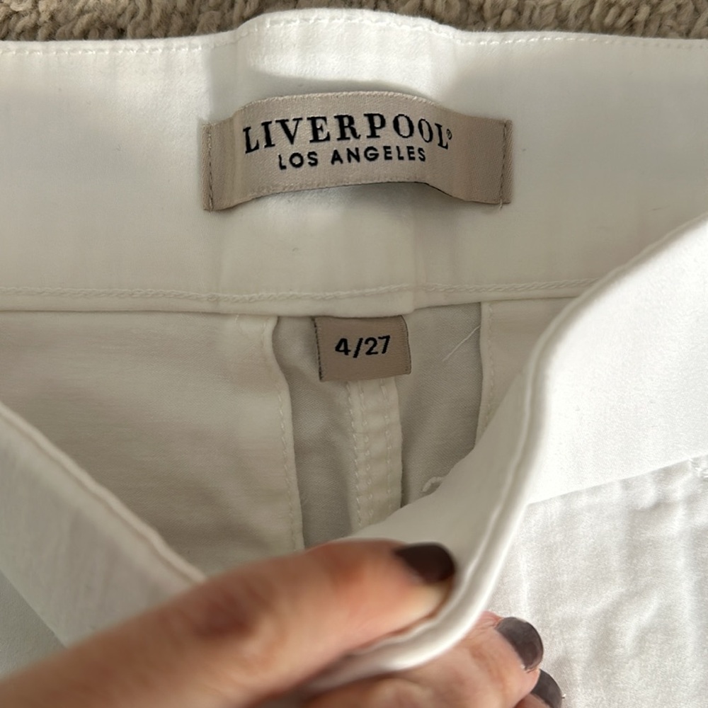 Bermuda shorts - Picture 2 of 3